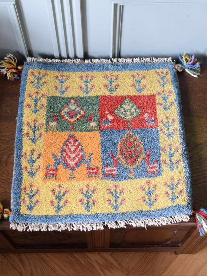 座布団サイズのギャッベ