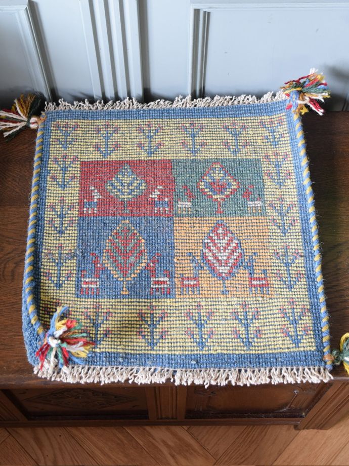 ギャッベの裏面