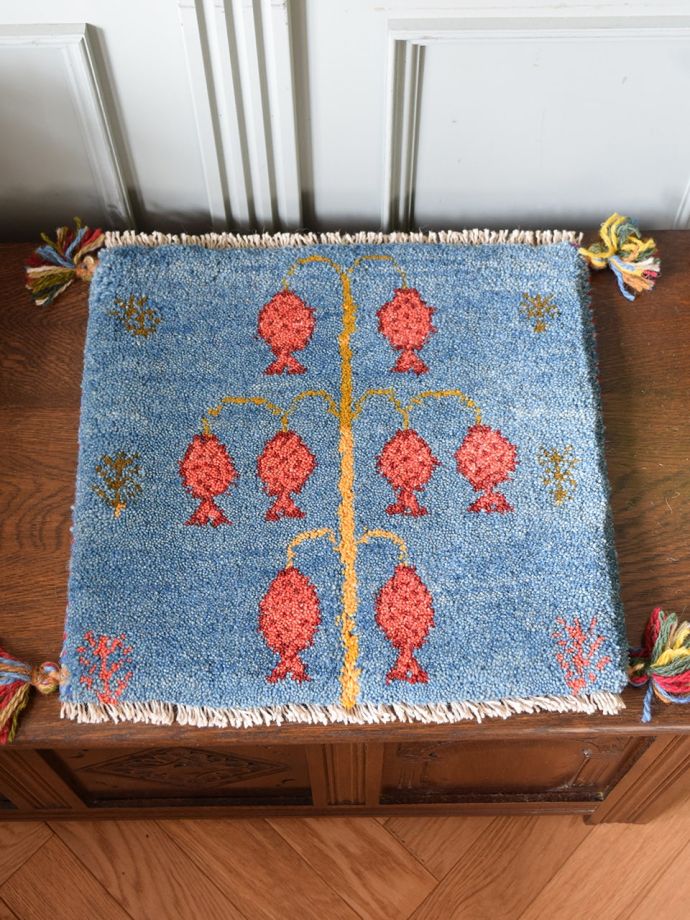 座布団サイズのギャッベ