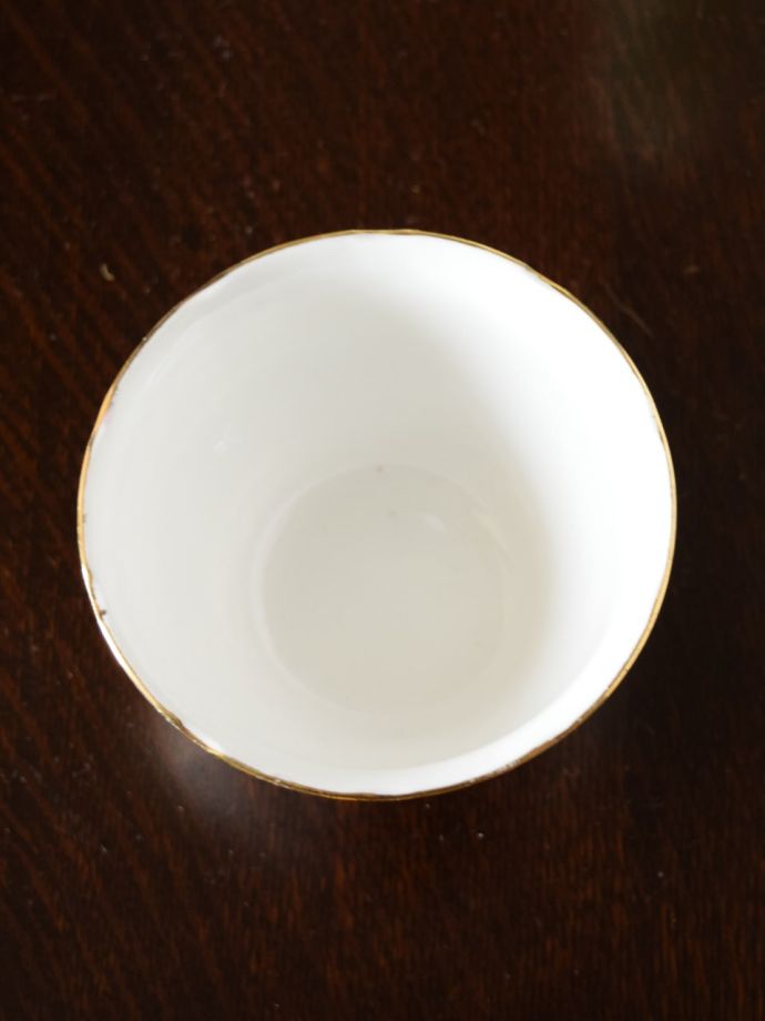 英国アンティークのおしゃれな食器