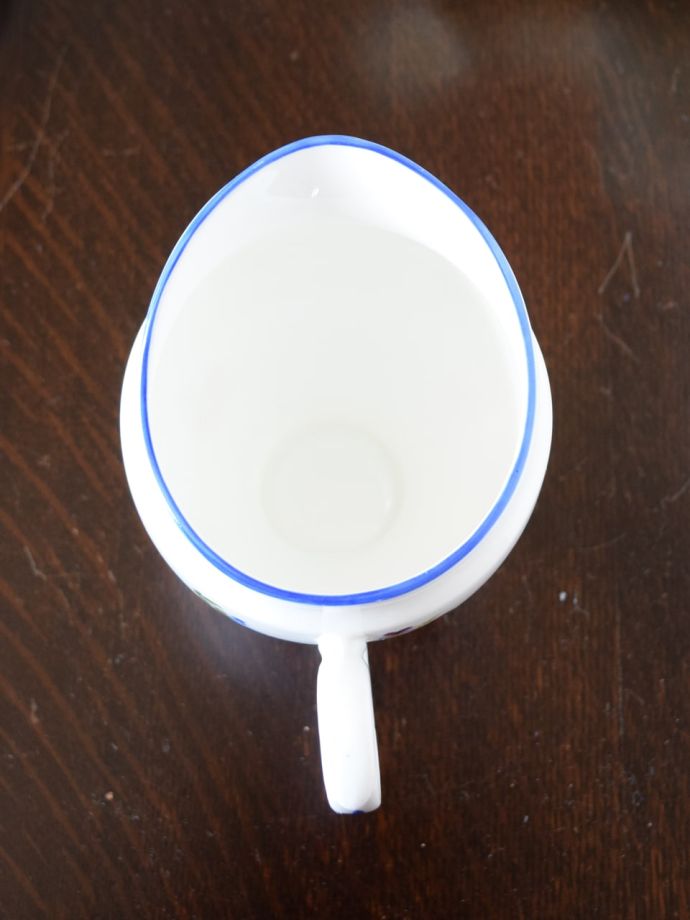 英国アンティークのおしゃれな食器