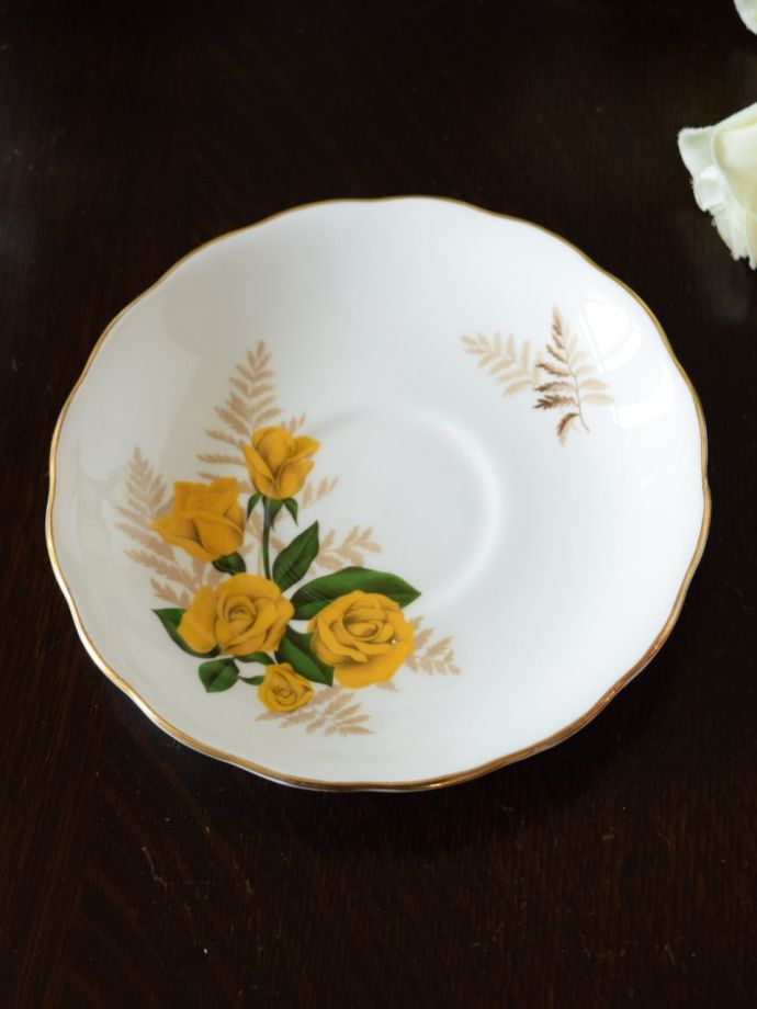 アンティークのおしゃれな食器