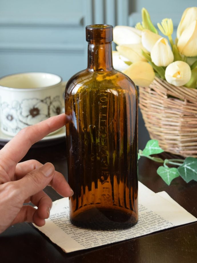 アンティークのガラス雑貨