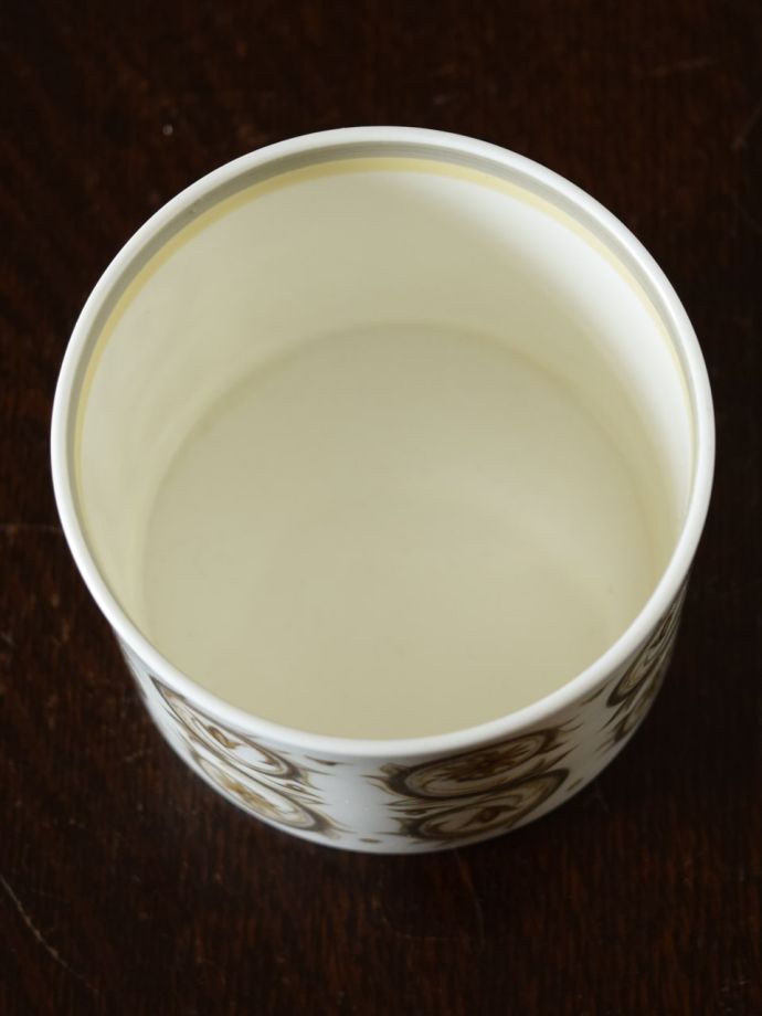 英国アンティークのおしゃれな食器