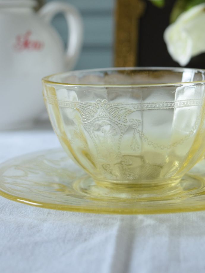 アンティークガラスのおしゃれなカップ&ソーサー 、アンカーホッ