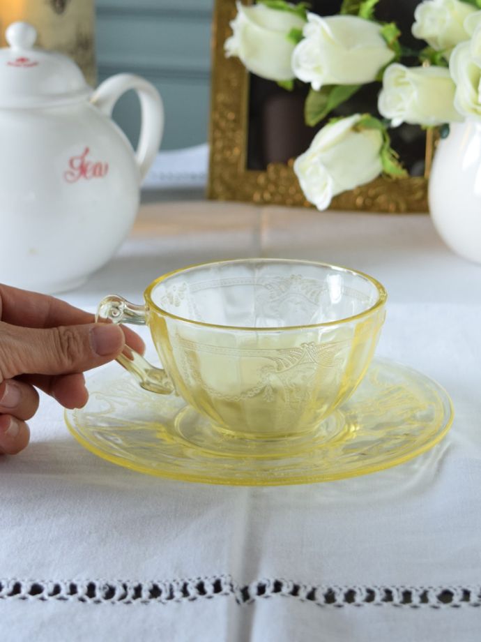 アンティークガラスのおしゃれなカップ&ソーサー 、アンカーホッ