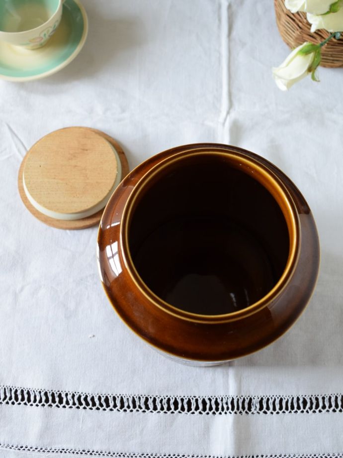 英国アンティークのおしゃれな食器