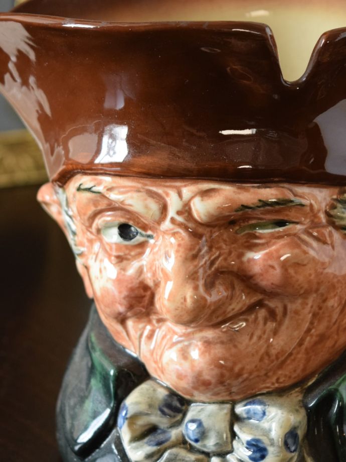 ロイヤルドルトンのアンティーク食器