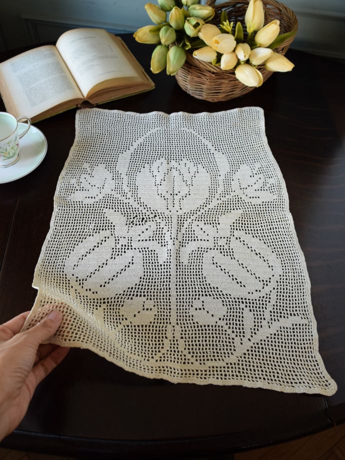 アンティークのレース