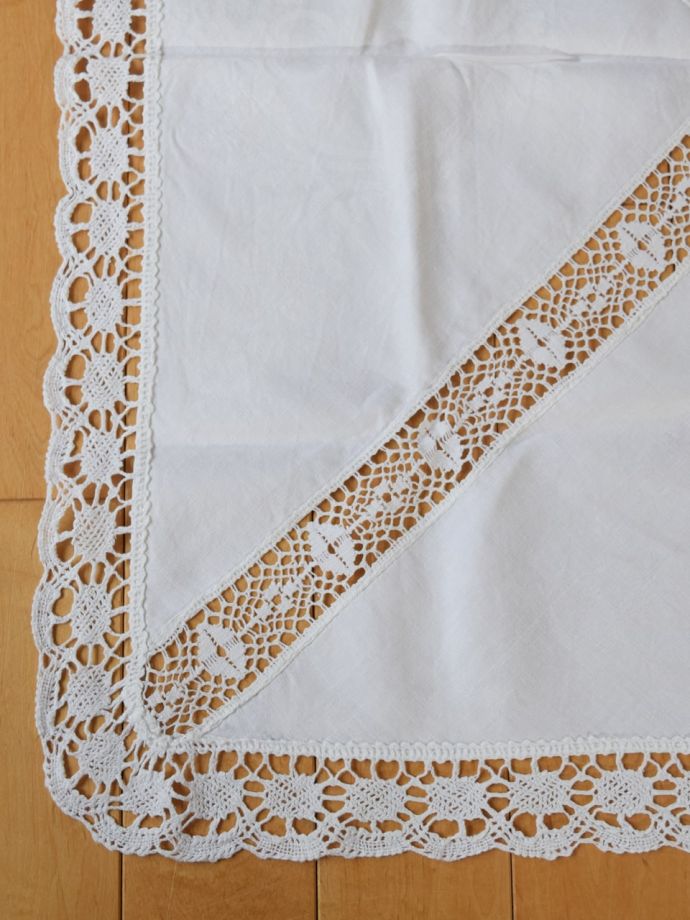 布のアンティーク雑貨