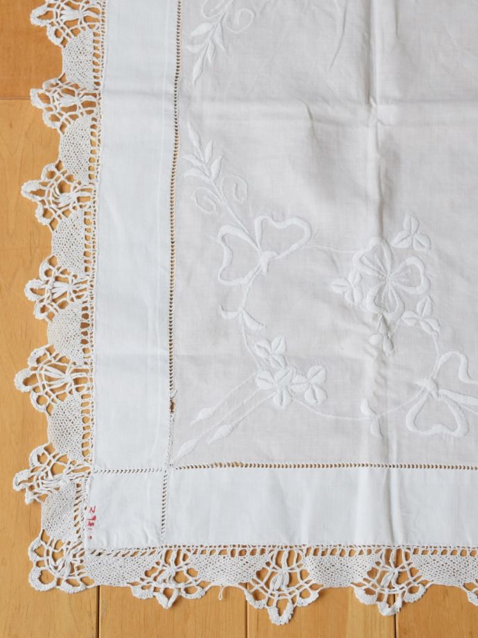 布のアンティーク雑貨