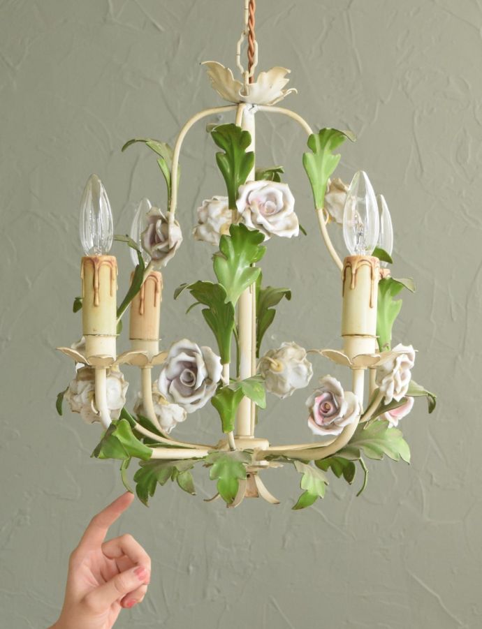 アンティークのシャンデリア