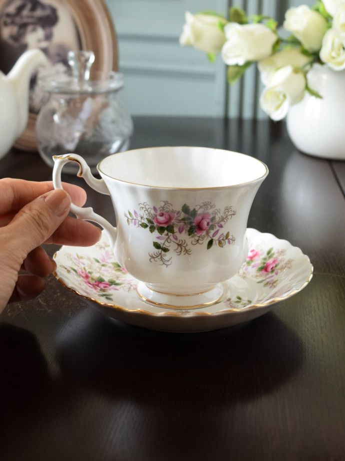 イギリスのカップ&ソーサー