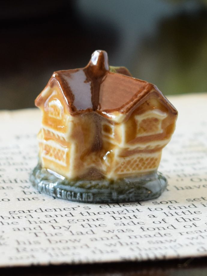 アンティークのおしゃれなオブジェ