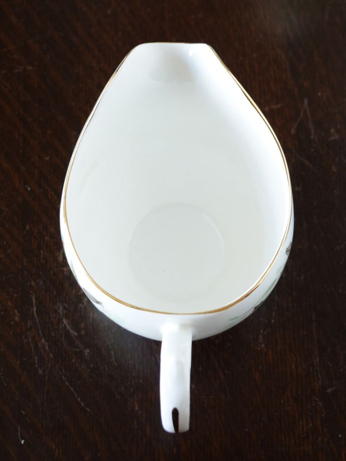 英国アンティークのおしゃれな食器