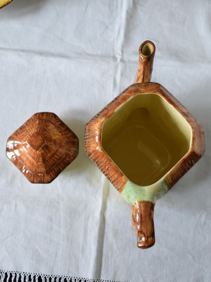 英国アンティークのおしゃれな食器