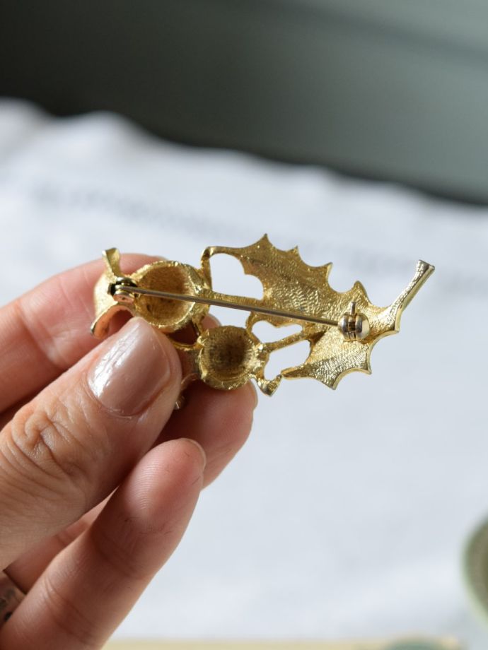 おしゃれなブローチ