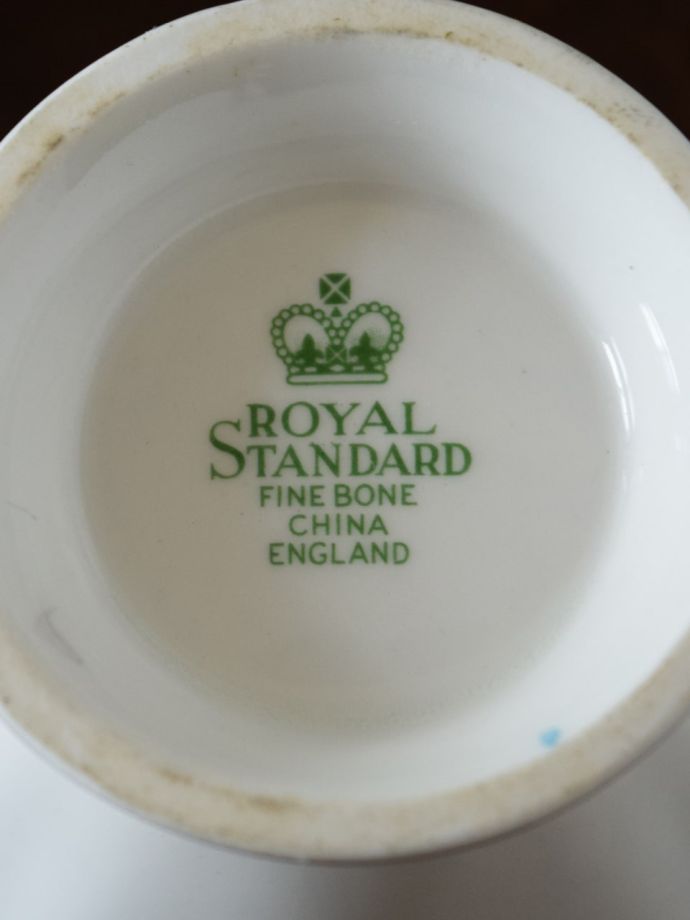 ロイヤルスタンダードのバックスタンプ