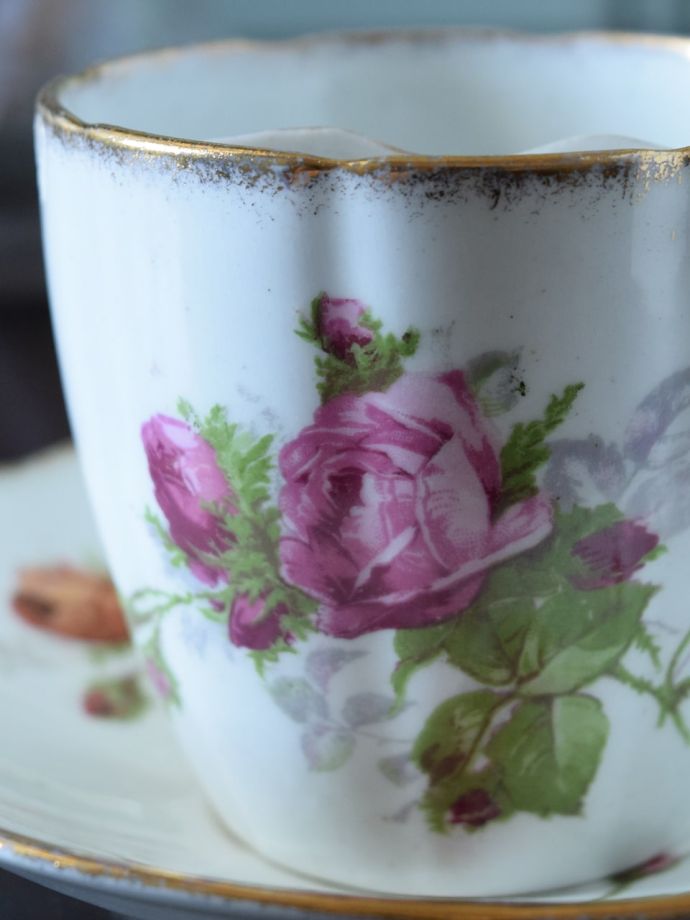 アンティークのムスタッシュカップ