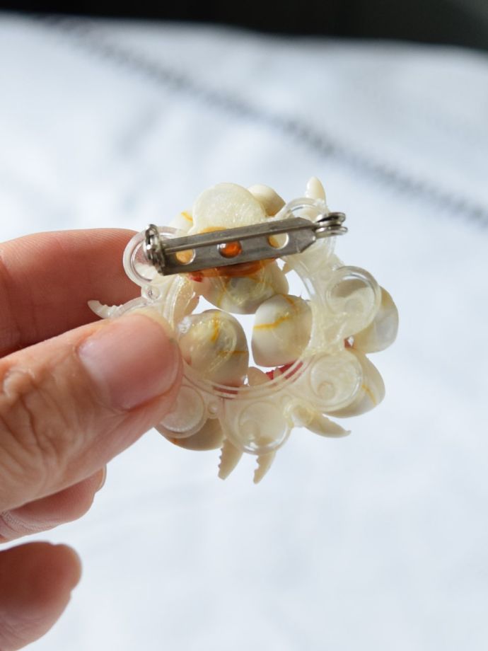 おしゃれなブローチ