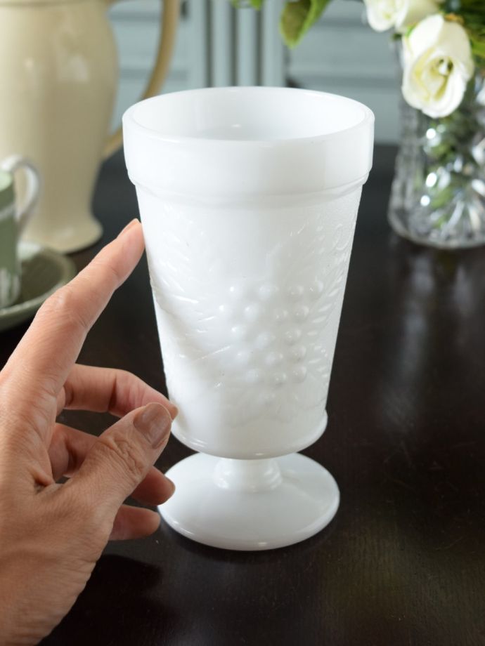 アンティークのフラワーベース