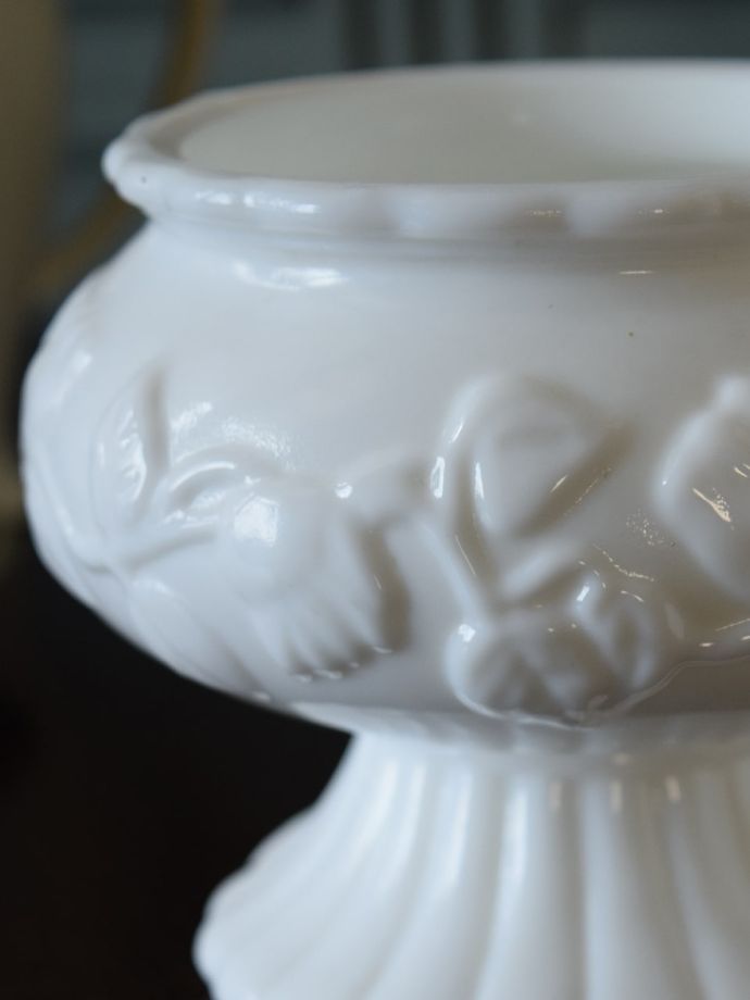 アンティークガラスの雑貨、フラワーベース