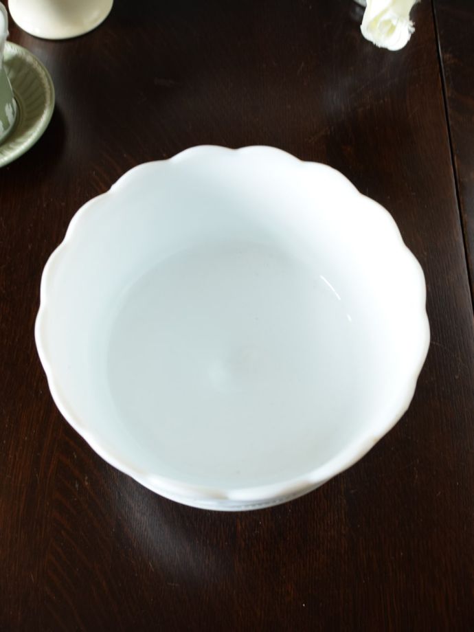 アンティークガラスの美しさ