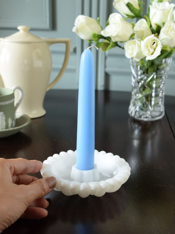 アンティークガラスのロウソク立て