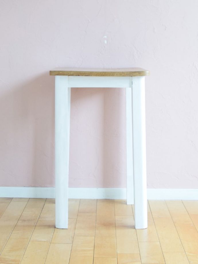 アンティーク家具の側面