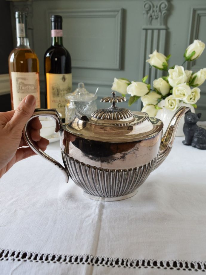 英国アンティークの銀製品