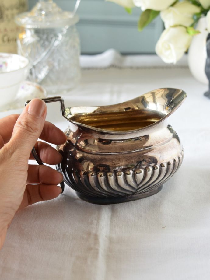 英国アンティークの銀製品