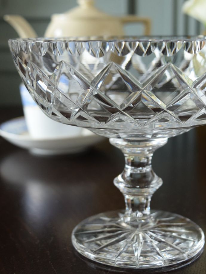 アンティークガラスの器