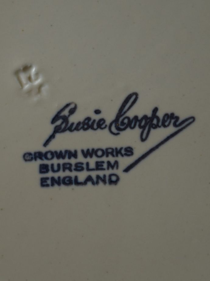 スージークーパーのバックスタンプ