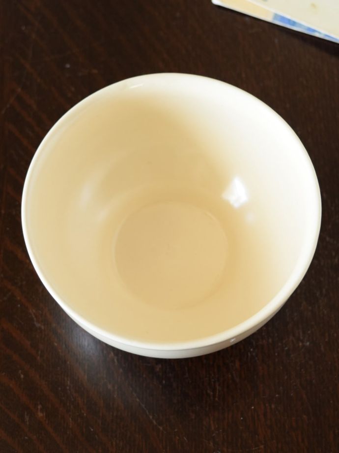 英国アンティークのおしゃれな食器