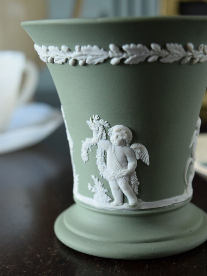  ジャスパー フラワーベース 陶器 ウェッジウッド ジャスパー（ペールブルー） フルーテッドフラワー