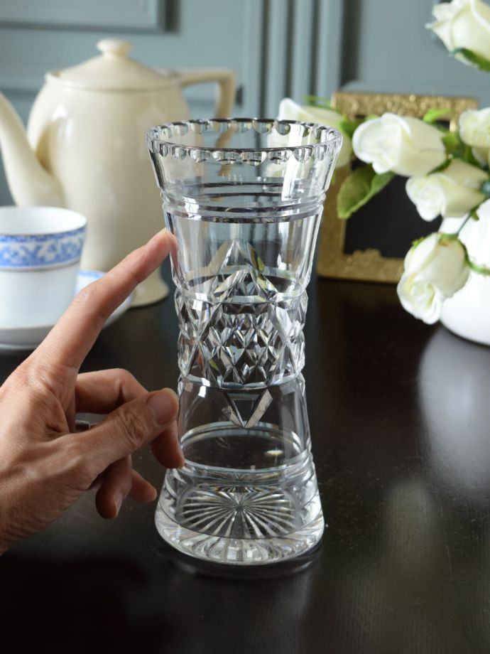 おしゃれなアンティークのガラス雑貨