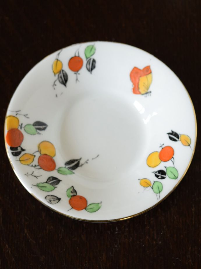 アンティークのおしゃれな食器