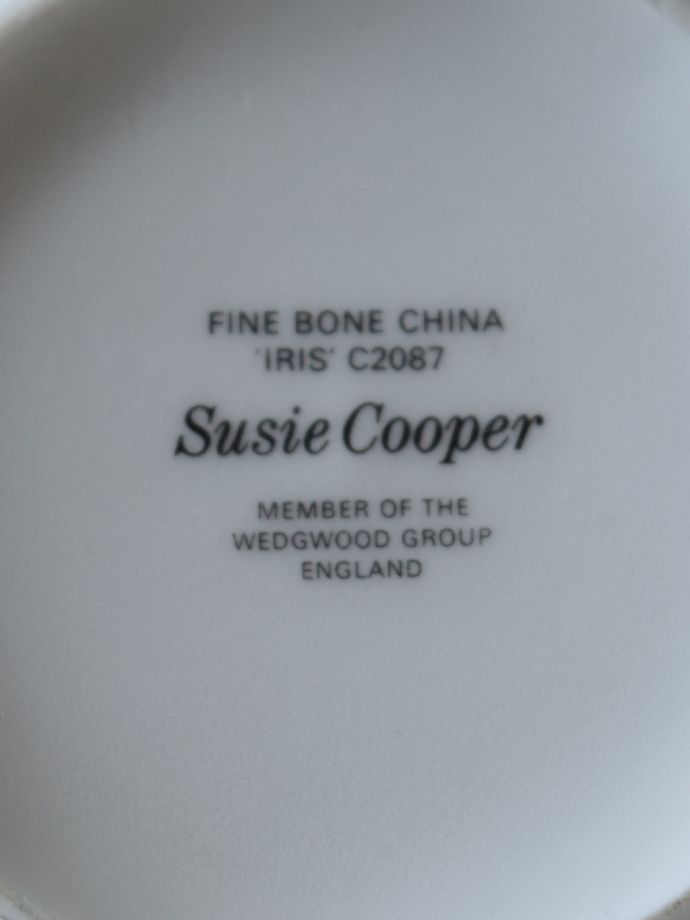 スージークーパーのバックスタンプ