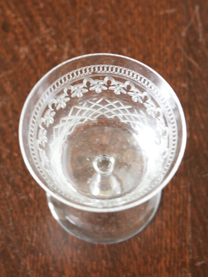 上から見るとこんな感じです。