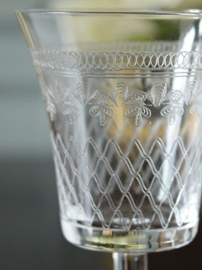 食卓を華やかにしてくれるテーブルグラス