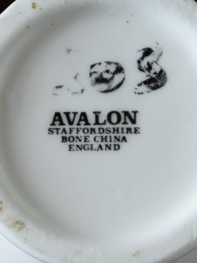 AVALONのバックスタンプ