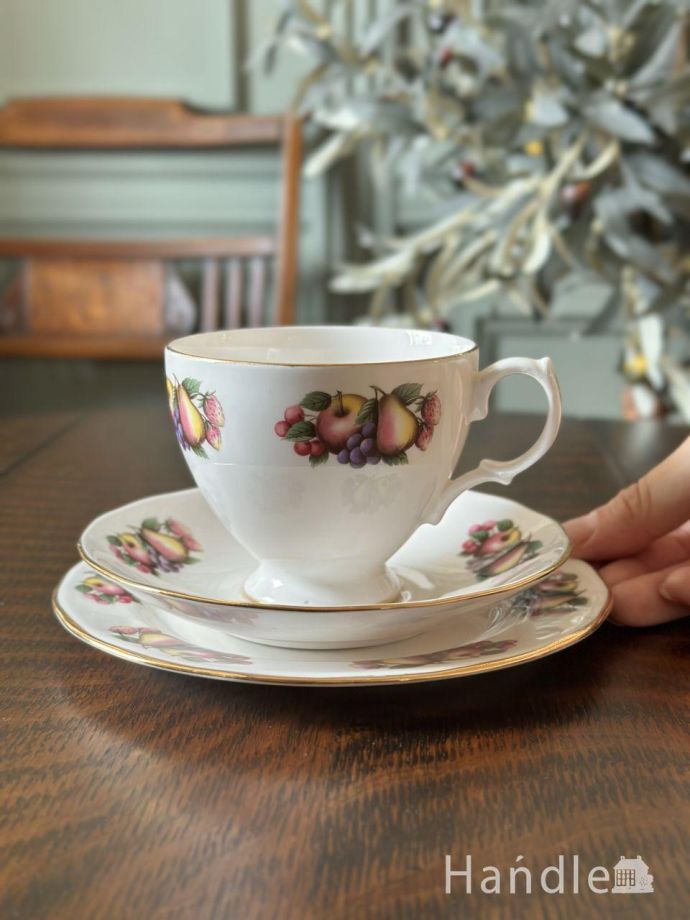 アンティークのカップ&ソーサー