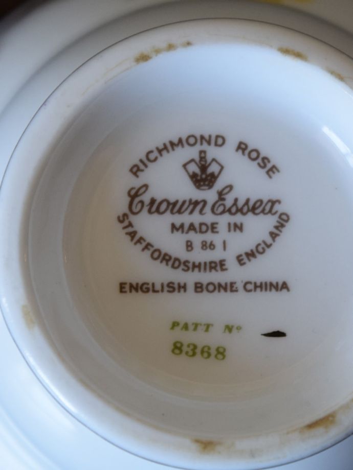 crown essexのバックスタンプ