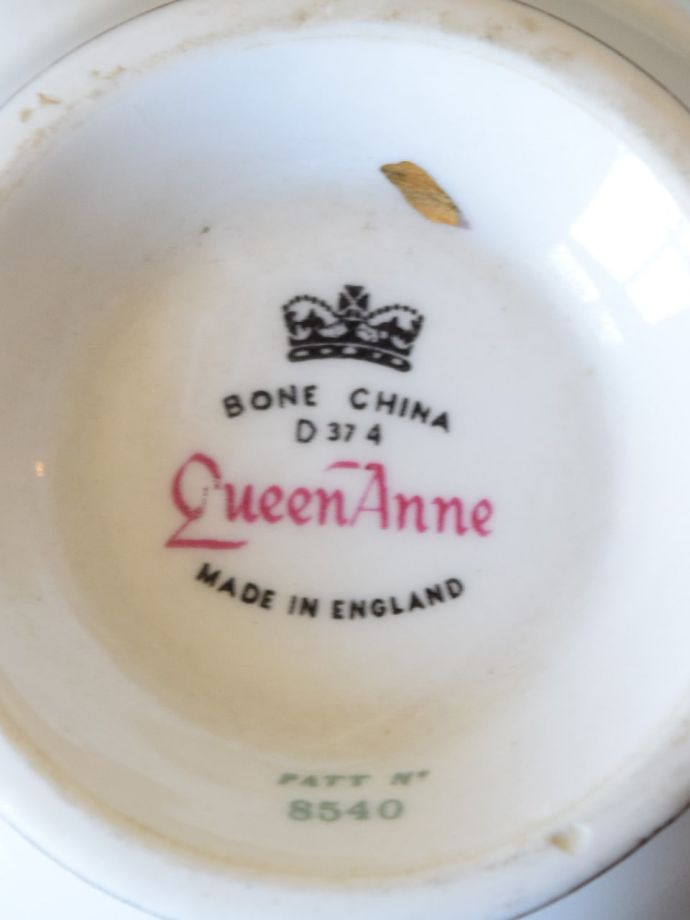 クィーンアンのバックスタンプ