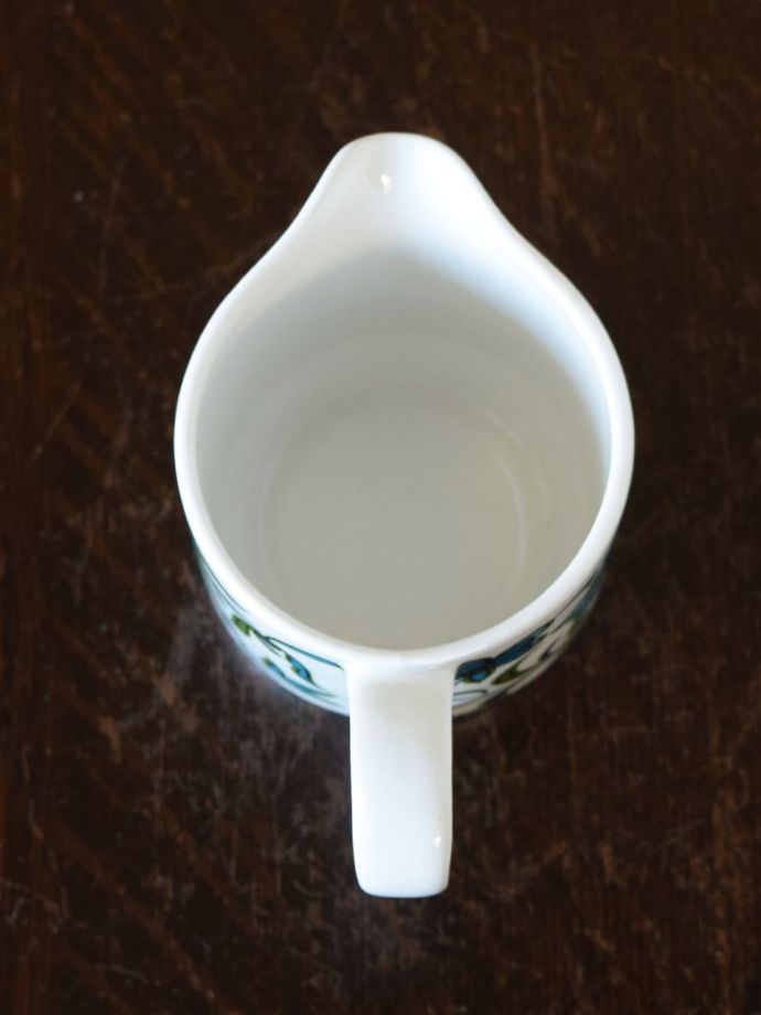 英国アンティークのおしゃれな食器