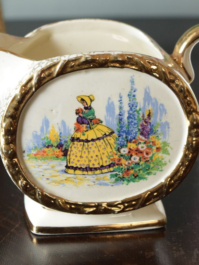 James Sadlerのミルクポット