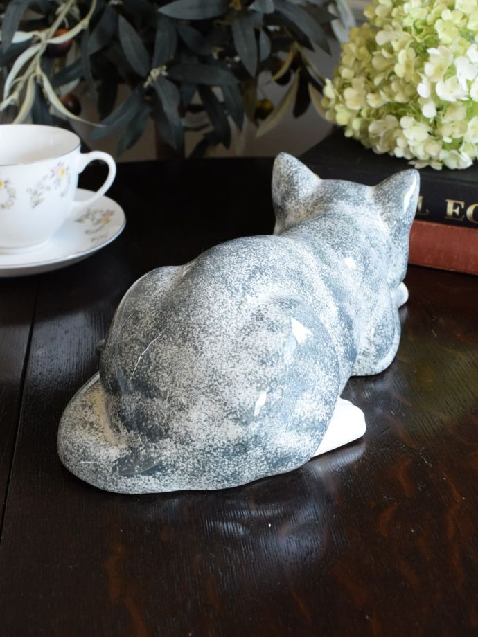 アンティークの置物