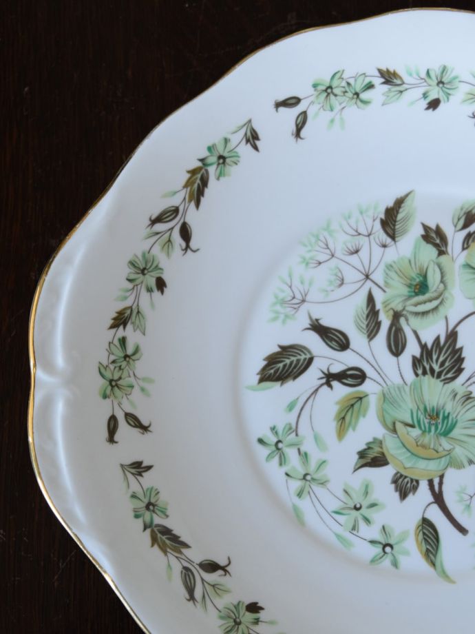 ColcloughのアンティークB&Bプレート