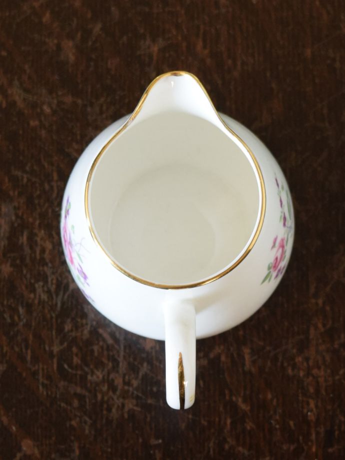 英国アンティークのおしゃれな食器