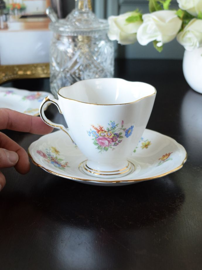 イギリスのカップ&ソーサー